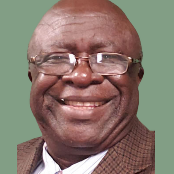 A headshot Henry Elonge.