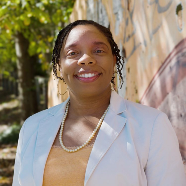 Headshot of Tammy Greer.